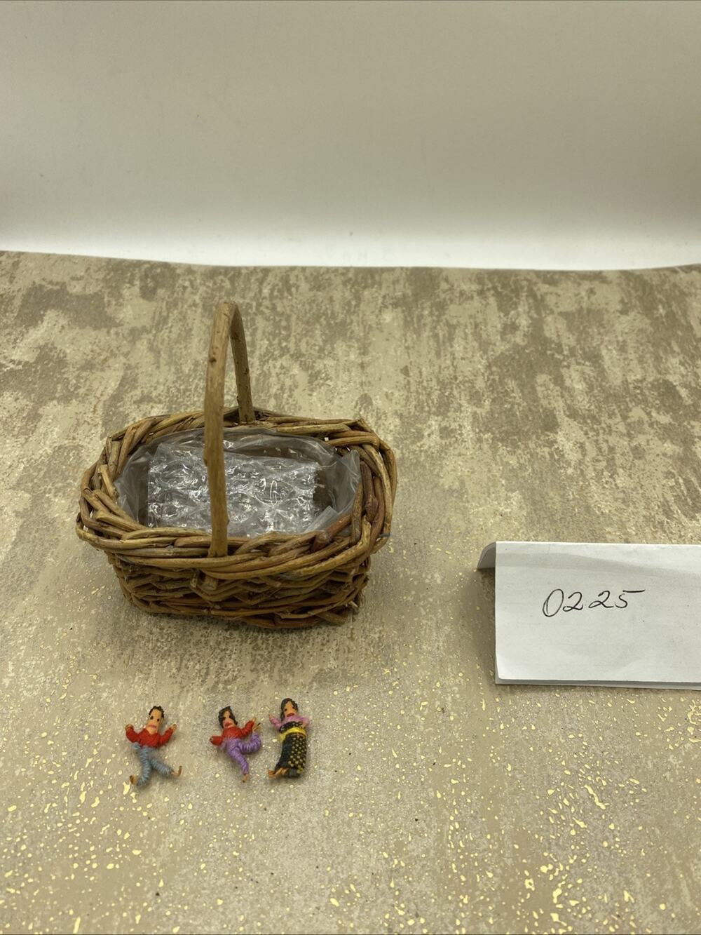 3-VINTAGE GUATEMALAN WORRY TROUBLE DOLLS Handmade-With Small Basket.